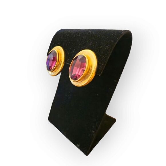 Vintage Purple Oval Rhinestone 80s Style Clip-on Earrings - Picture 3 of 6